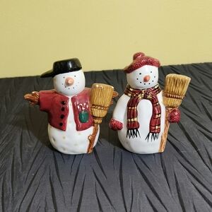 Sakura Snowman Salt and Pepper Shaker Set - Red and White